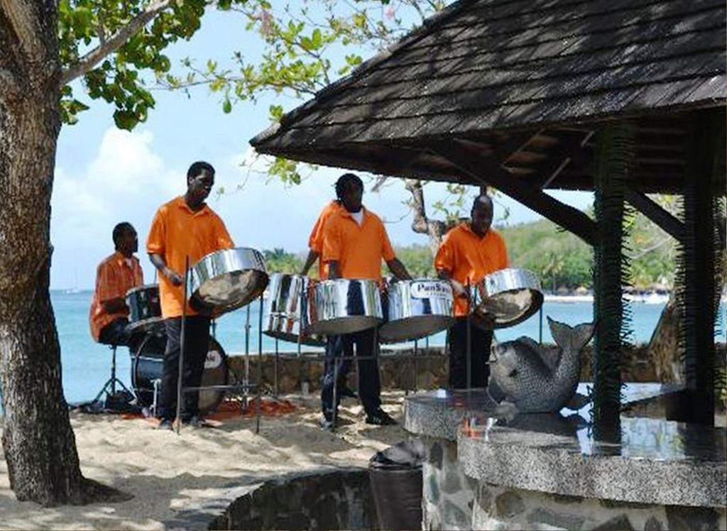 East Winds St. Lucia Hotel Грос Айлет Екстериор снимка