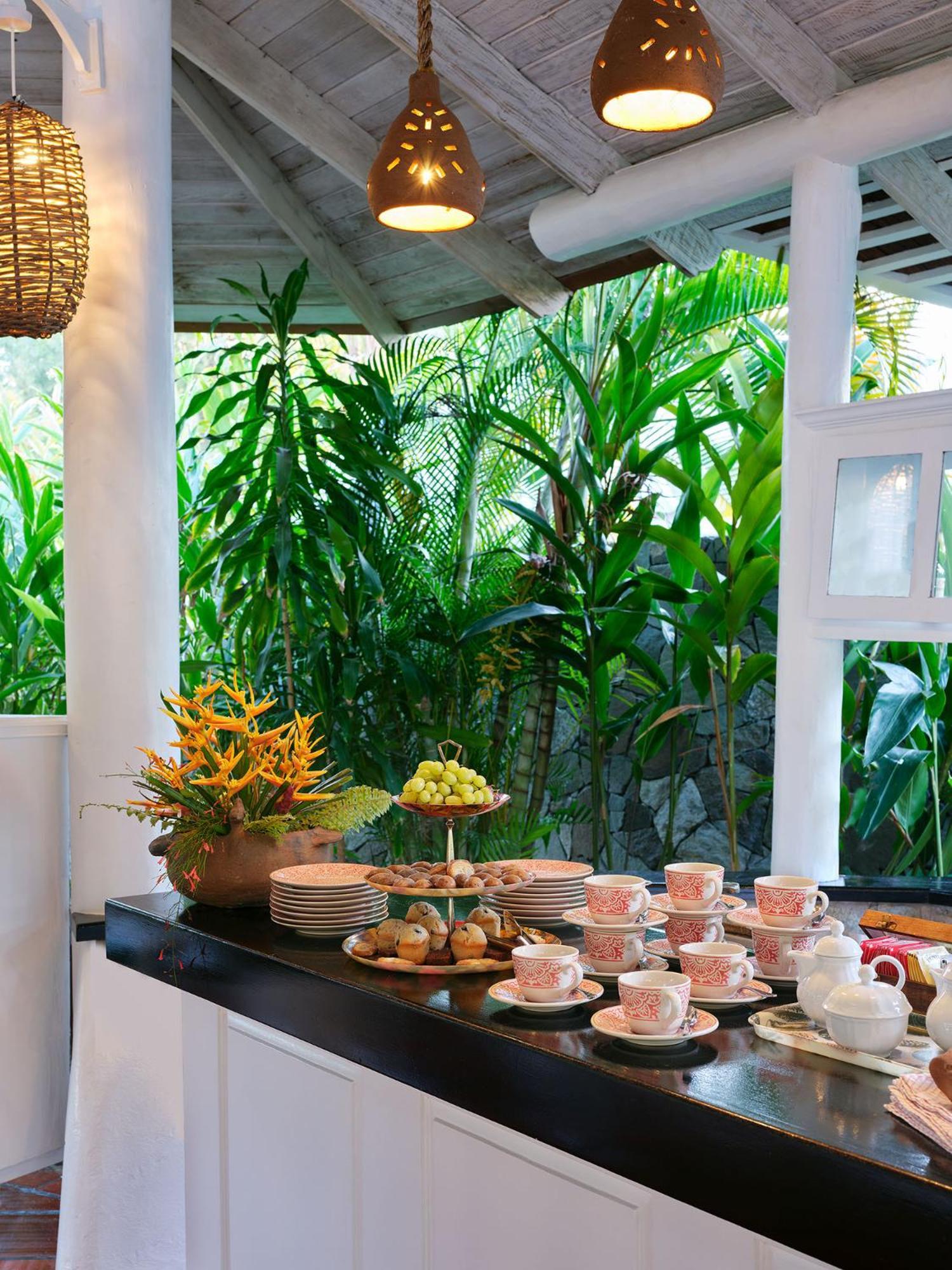 East Winds St. Lucia Hotel Грос Айлет Екстериор снимка